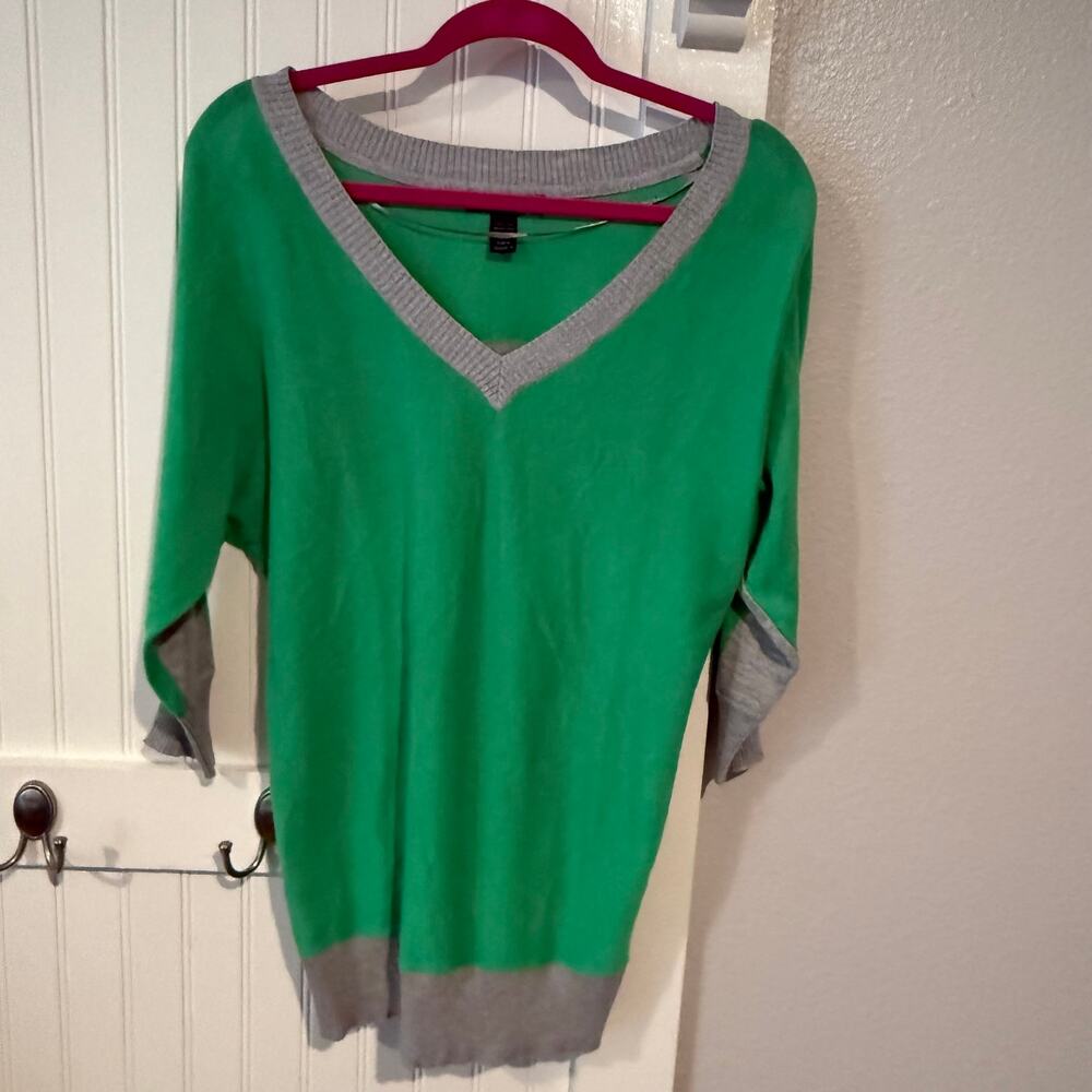 Fox Riders Co V Neck Green White Striped Size Medium